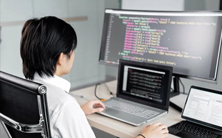 双鸭山 ,php声明和调用变量的符号是什么？