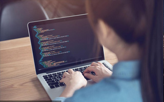 双鸭山 api php源码,下载的php源码怎么运行呢？
